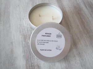 Bougie artisanale parfumée "boîte alu" Fleur de coton