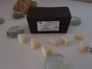 Fondants de cire parfumée Patchouli (cœurs)